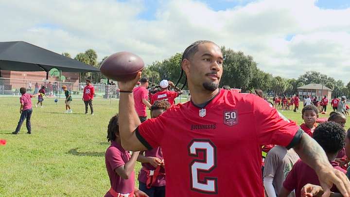 Bucs celebrate 50 seasons with pep rally at Lockhart Elementary School