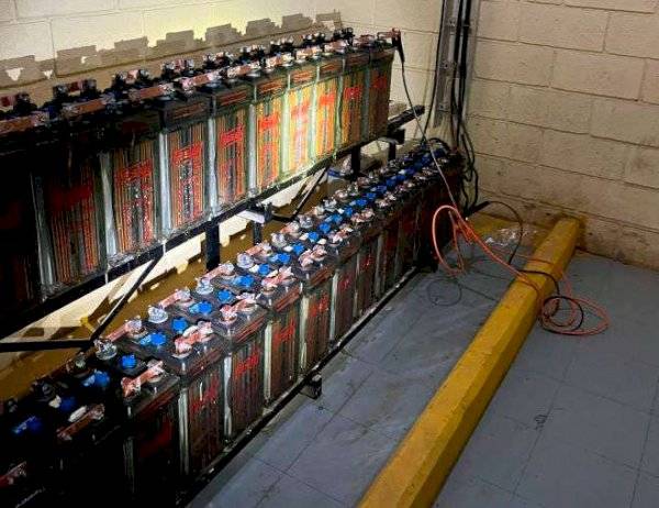 Roban pilas de las instalaciones de la CFE en Cuauhtémoc