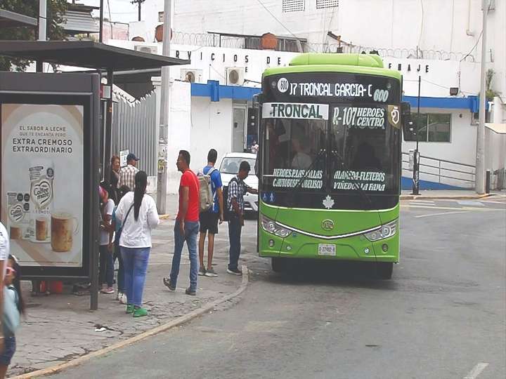Avanza reestructura del transporte; sigue Escobedo