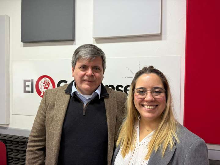 “Queremos una renovación política para la provincia”: Gisela Martínez recorrió Caleta con Fabián Leguizamón