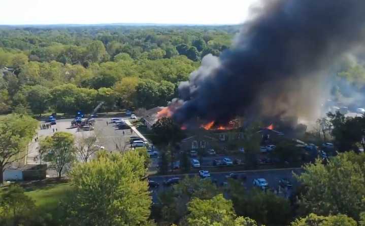 Sujeto abre fuego e incendia iglesia de Michigan; deja un muerto y nueve heridos