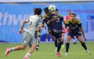 Locomotive recibe a Loundoun United