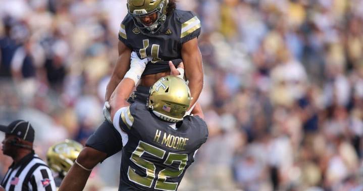 Georgia Tech improves to 4-0 behind balanced attack vs. Temple