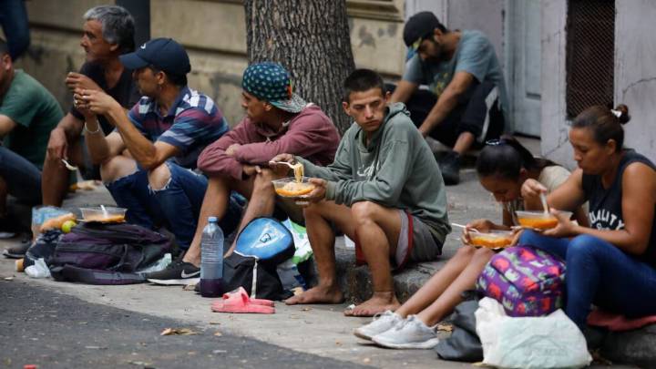 Indec informó que la pobreza cayó al 31,6% en el primer semestre de 2025