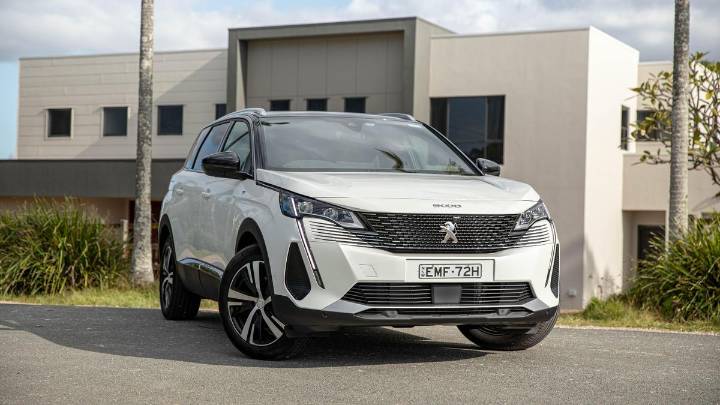 Peugeot 3008 and 5008 recalled