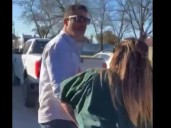 Arde la interna peronista en Brandsen: el intendente camporista se agarró a las piñas en la calle con un concejal de Kicillof