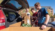 Unpack the Quack: University of Oregon students move…