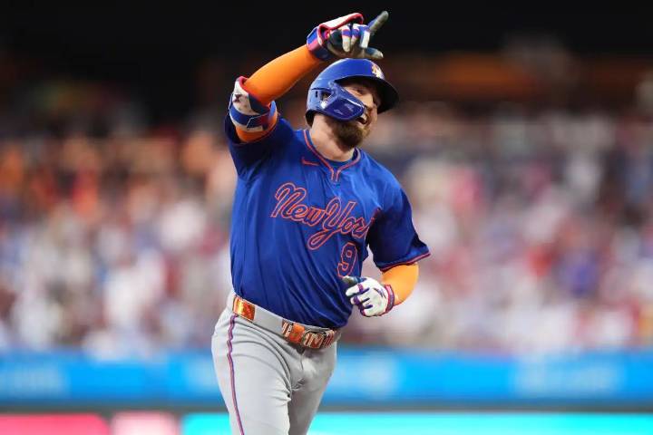 10 Facts About Brandon Nimmo