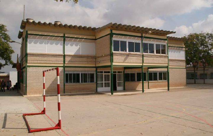 El Ayuntamiento creará en el antiguo colegio ‘Aljorra’ el nuevo cuartel de policía con el apoyo de la Comunidad