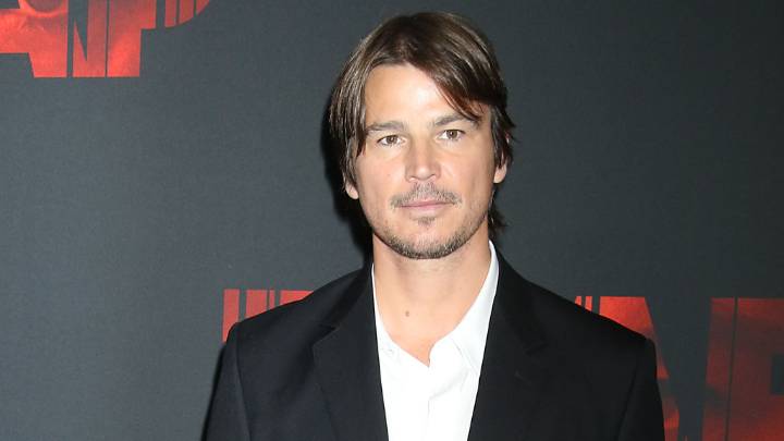 Josh Hartnett rushed to hospital after car accident