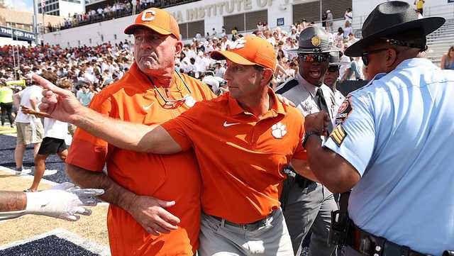Clemson, South Carolina unranked heading into Week 4