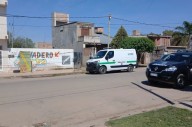 VIDEO|Tensa situación en Frías: un hombre mantiene secuestrada a su pareja y a sus hijos en el barrio Yapeyú