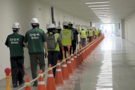 Families in crisis after massive immigration raid at Hyundai plant in Georgia