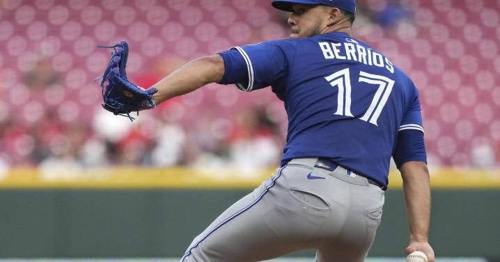 Blue Jays place pitcher José Berríos on injured list with sore elbow