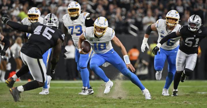 Herbert and strong defense lead Chargers to 20