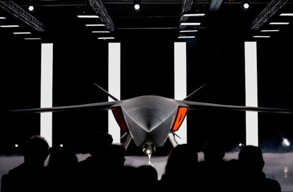 Germany: Defence Startup Helsing Unveils Autonomous ‘Europa’ Combat Drone