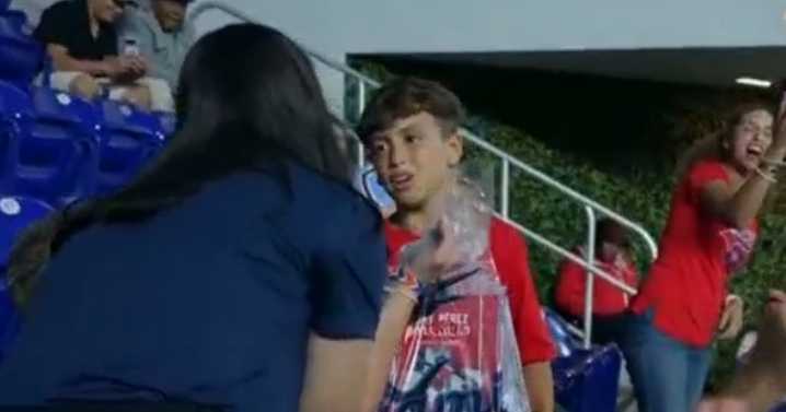 Young boy gifted Miami Marlins goodie bag, Philadelphia Phillies signed bat after dispute over home run ball