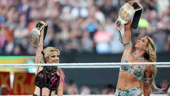 Charlotte Flair & Alexa Bliss Win Third WWE Women's Tag Title Defense On SmackDown