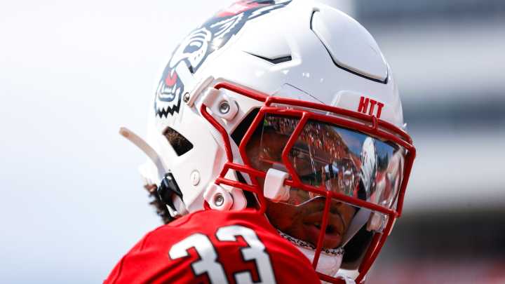 See the photos! NC State takes on Virginia in Week 2 of college football