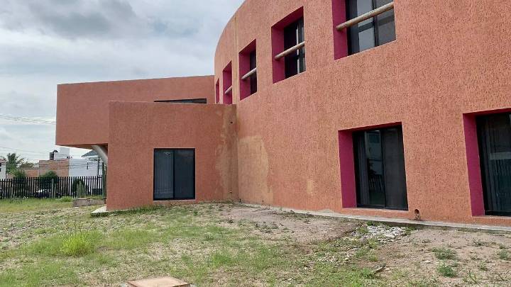 Diana Barreto analiza recogimientos femeninos en mundos hispánicos del periodo virreinal
