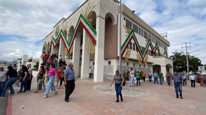 Simulacro de evacuación en Monclova prepara a trabajadores para emergencias