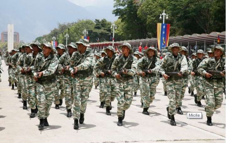 Inicia entrenamiento de la Milicia Nacional Bolivariana en 312 cuarteles del país
