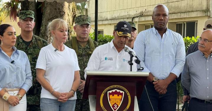 "En el Valle se vive una guerra híbrida de narcotráfico, minería ilegal y contrabando": ministro de Defensa