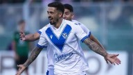 Vélez le ganó a San Martín y se acerca a la punta