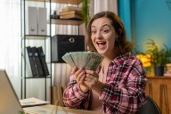 10 empleos desde casa que pagan más de $43 dólares la hora