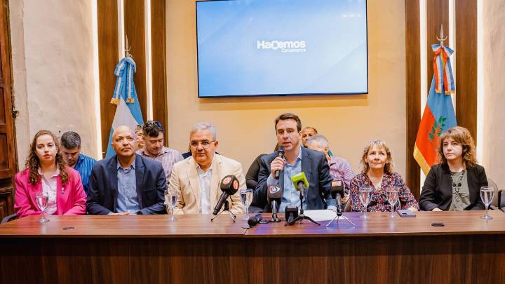 El Gobierno anunció la recategorización de casi 6.700 empleados públicos