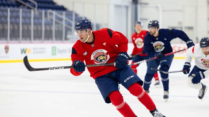Panthers take on the Hurricanes in preseason matchup