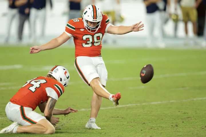 Carson Beck Leads Miami to Win Over Notre Dame in Hurricanes Debut