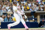 Deadspin | Padres slug 4 homers, overpower struggling Rockies