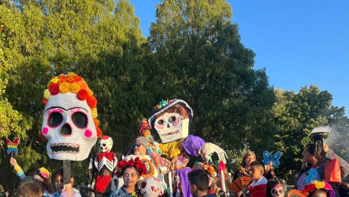 Festival del Día de Muertos en Columbus celebra tradiciones ancestrales
