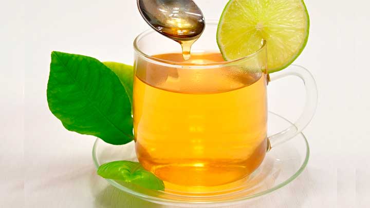 Beber agua con miel antes de entrenar fortalece los músculos y reduce dolor