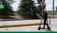 ¿Usas scooter o patineta eléctrica? Esto dice la norma sobre su circulación