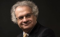 Amin Maalouf obtiene el Premio FIL de Literatura en Lenguas Romances 2025