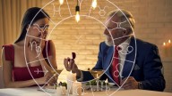 Qué signos del zodiaco suelen enamorarse de personas más jóvenes