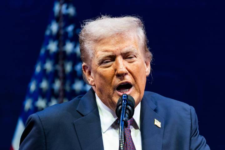 Donald Trump propone a la Unión Europea imponer aranceles a China e India para presionar a Putin