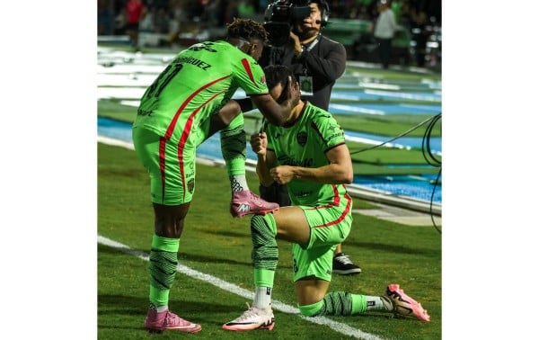 Con goles de Estupiñán, Pizarro y Castilho, Bravos derrota a Pumas