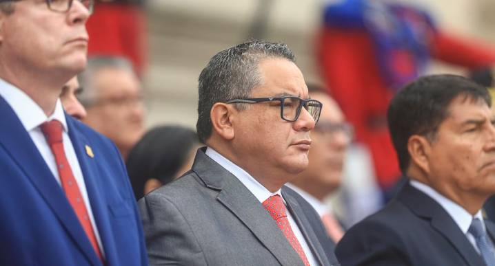 Juan José Santiváñez | Denuncian que ministro de Justicia sostuvo presuntas reuniones clandestinas mientras trabajó en Palacio de Gobierno 