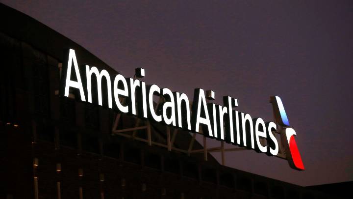 Suspected stowaway is found dead in plane's landing gear at a North Carolina airport