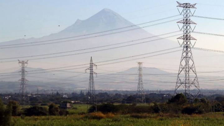 Restablece CFE afectaciones al servicio eléctrico en la Península de Yucatán