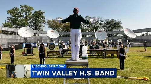 Twin Valley High School marching band takes over the Yard at 6abc studios
