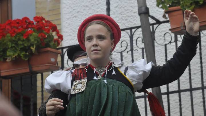 Ansó: la celebración de la indumentaria tradicional