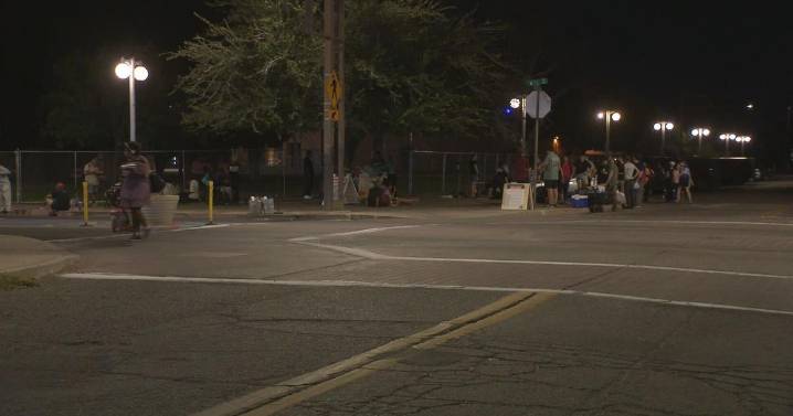 Tucson group challenges permit rules amid Armory Park mutual aid