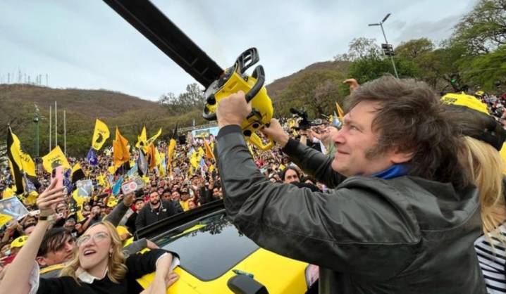 En plena campaña electoral, Javier Milei recorrerá más de diez provincias e iniciará con Tierra del Fuego
