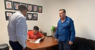 Regresa maestro Saúl a labores administrativas en SLRC