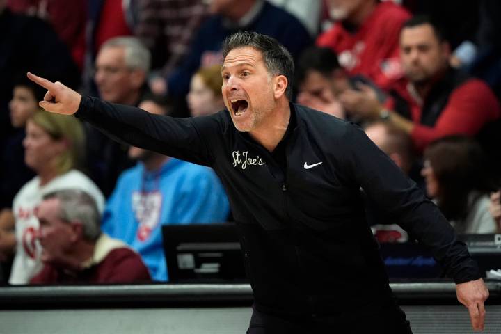 Knicks to hire St. Joseph's Billy Lange as player development coach: source