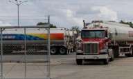 Texas ordena a la policía estatal hacer cumplir requisitos de inglés para camioneros